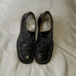 Kenneth Cole Women's loafers